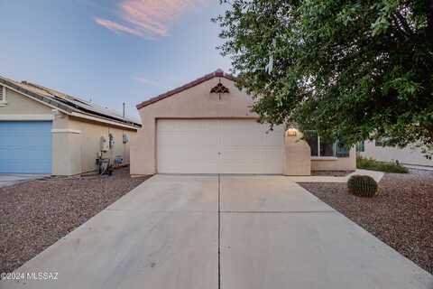 7871 W Sacramento Hill Drive, Tucson, AZ 85743