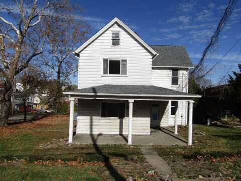 1105 Stock St, Lincoln, PA 15207