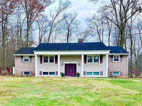 214 Raptor Cir, Neshannock Twp, PA 16105