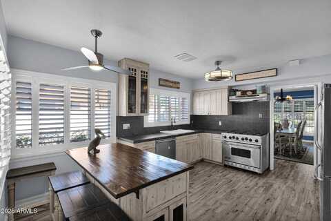 1820 N 7TH Avenue, Phoenix, AZ 85007