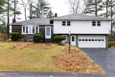 4 Arden Craig Drive, Guilderland, NY 12203