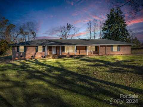 311 Squirrel Den Road, Rutherfordton, NC 28139