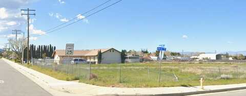 Cor Avenue L12 & 47th St West, Quartz Hill, CA 93536