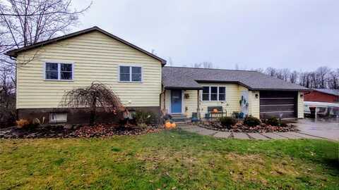 211 AIRPORT Road, Corry, PA 16407