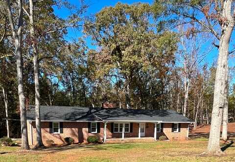 8 Higgins Drive, Ware Shoals, SC 29692