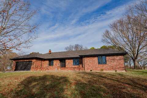 4297 S 62nd Road, Bolivar, MO 65613