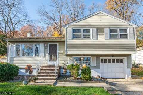 89 Knolls Rd, Bloomingdale, NJ 07403