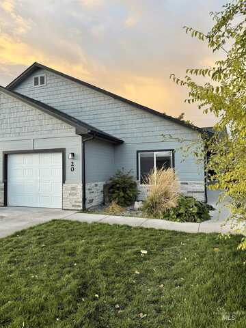 20 W Owyhee Ave, Homedale, ID 83628