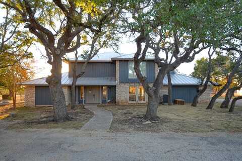 777 Black Jack Alley, Kerrville, TX 78028