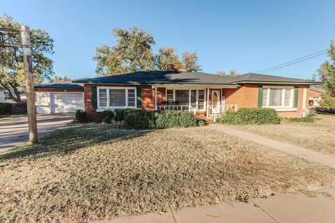 1900 3rd Street, Tahoka, TX 79373