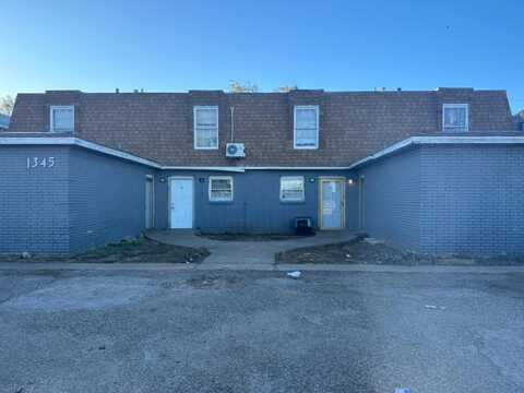 1345 65th Drive, Lubbock, TX 79412