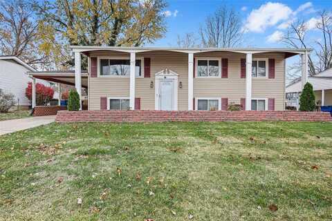 18 Saint David Drive, Saint Peters, MO 63376