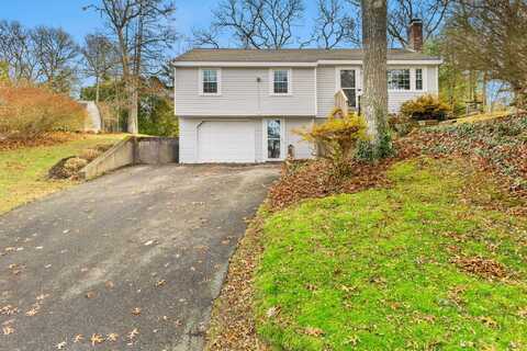 8 Observatory Lane, Pocasset, MA 02559