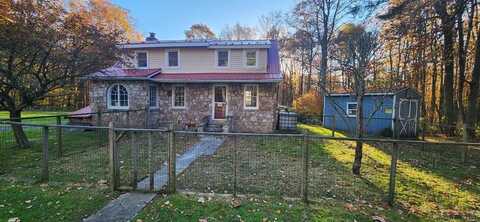 4382 Ridge Road, Stoystown, PA 15563