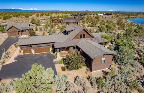 16755 SW Lago Vista Drive, Powell Butte, OR 97753