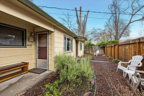 269 Garfield Street, Ashland, OR 97520