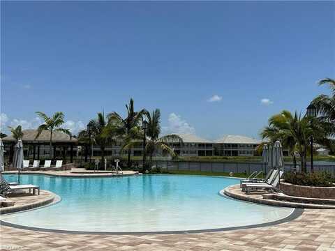 257 Indies Dr E, NAPLES, FL 34114