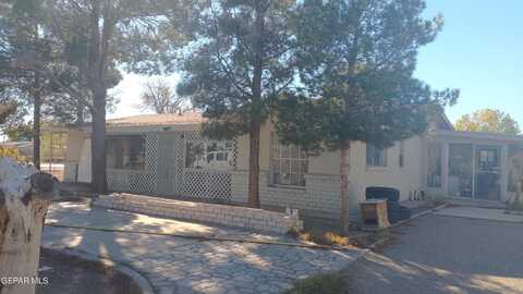 10368 Potencia Drive, Socorro, TX 79927