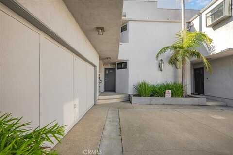 17051 Sandra Lee Lane, Huntington Beach, CA 92649