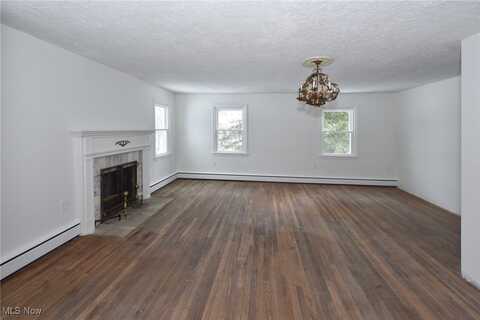 3370 Harris Road, Broadview Heights, OH 44147