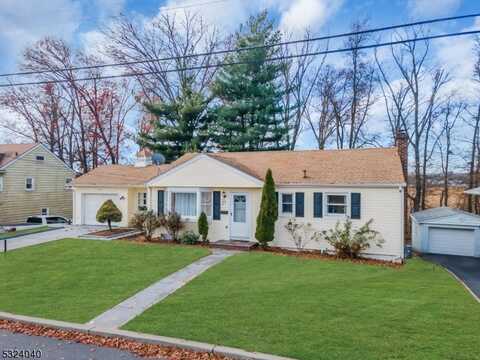 27 6th Ave, Woodbridge, NJ 07064