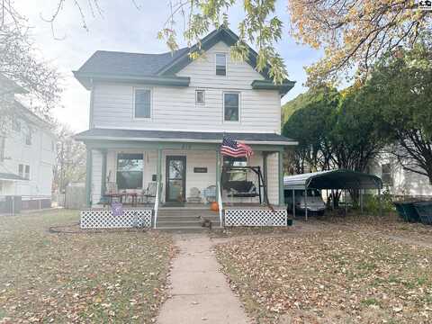 415 N Main St, Pratt, KS 67124