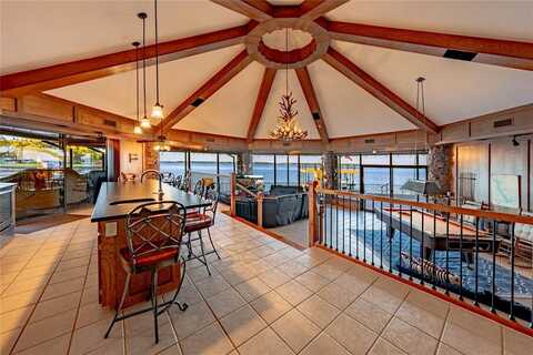 504 Sampan Drive, Tool, TX 75143