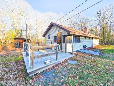 122 Magerle Road, Hawley, PA 18428