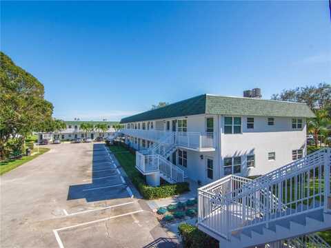 2800 Indian River Boulevard, Vero Beach, FL 32960