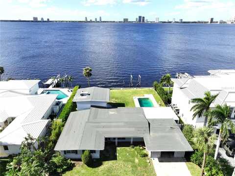 560 RIVIERA DRIVE, TAMPA, FL 33606