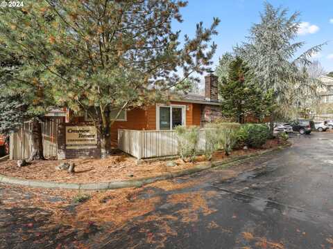 2531 SW SPRING GARDEN ST, Portland, OR 97219