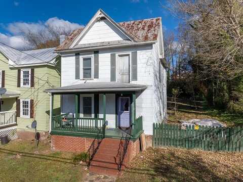 209 W 5th Ave, Lawrenceville, VA 23868