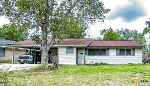 2206 E Stayton Avenue, Victoria, TX 77901