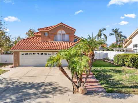 7272 Tiara Avenue, Highland, CA 92346