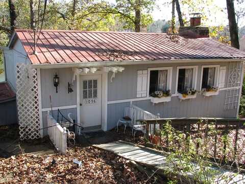 1098 Lakeview Drive, Ashland, MS 38603