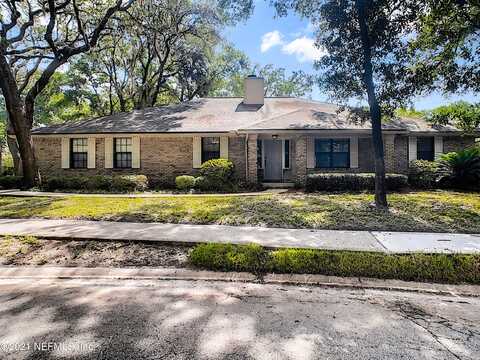 12129 DIVIDING OAKS Trail W, Jacksonville, FL 32223