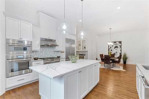 2804 Thomas Avenue, Dallas, TX 75204