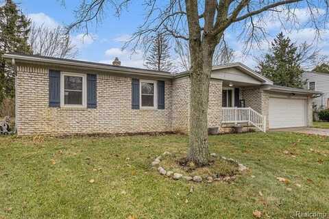 1022 RIO Drive, Grand Blanc, MI 48439