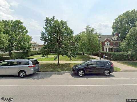 Summit, SAINT PAUL, MN 55105