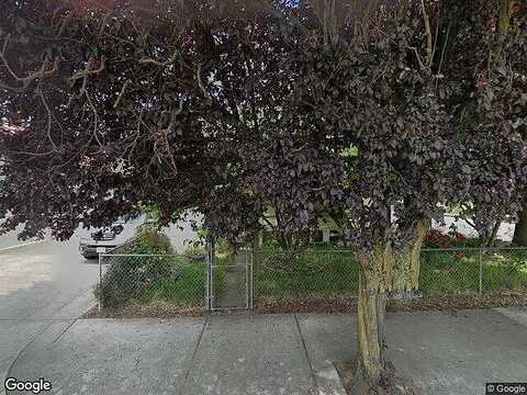 Main, PUYALLUP, WA 98372