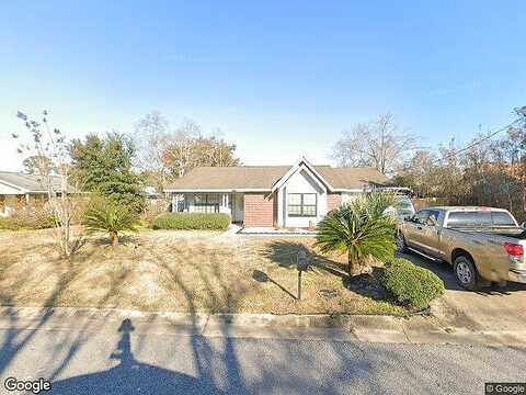 Lavon, PENSACOLA, FL 32506