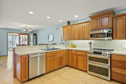 Berry, STOUGHTON, WI 53589