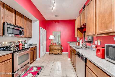 Cabin Lake, JACKSONVILLE, FL 32256