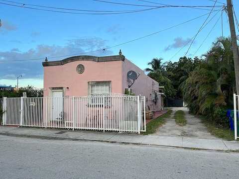 31St, MIAMI, FL 33135