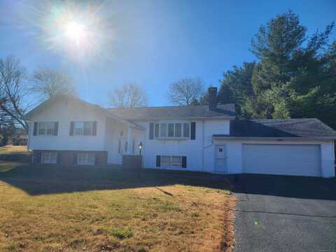 75 Fogarty Avenue, Griswold, CT 06351