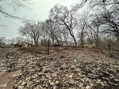 2816 NE Norwood Lane, Des Moines, IA 50317