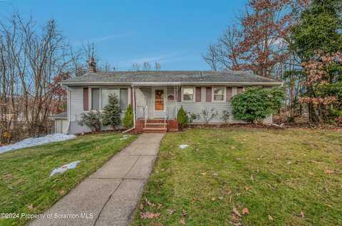 817 Dudley Street, Throop, PA 18512