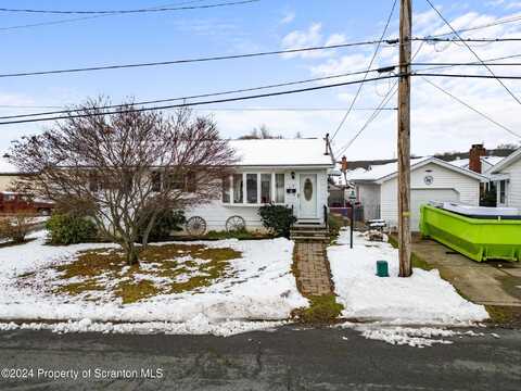 413 Franklin Street, Jermyn, PA 18433