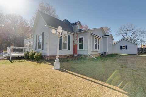 619 S 2nd Street, Odessa, MO 64076