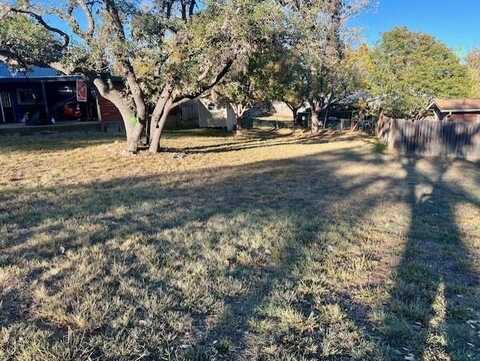 Leland St, Kerrville, TX 78028